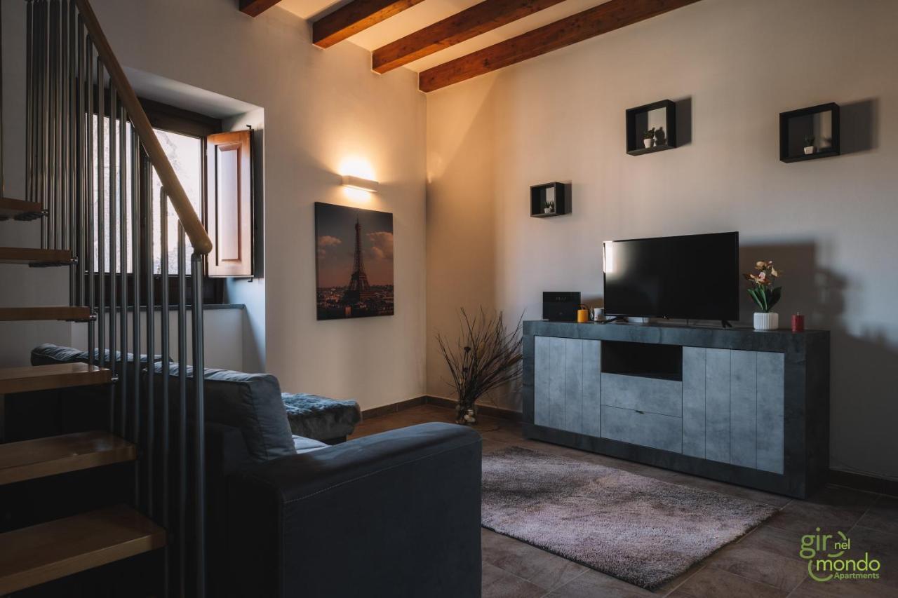 Giro Nel Mondo Apartments Katania Zewnętrze zdjęcie